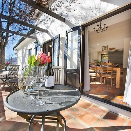 Bartinney Private Cellar Banhoek Stellenbosch Exterior photo